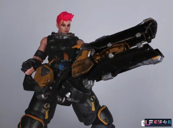 GzwdQ6L6Awdw19vR.jpg