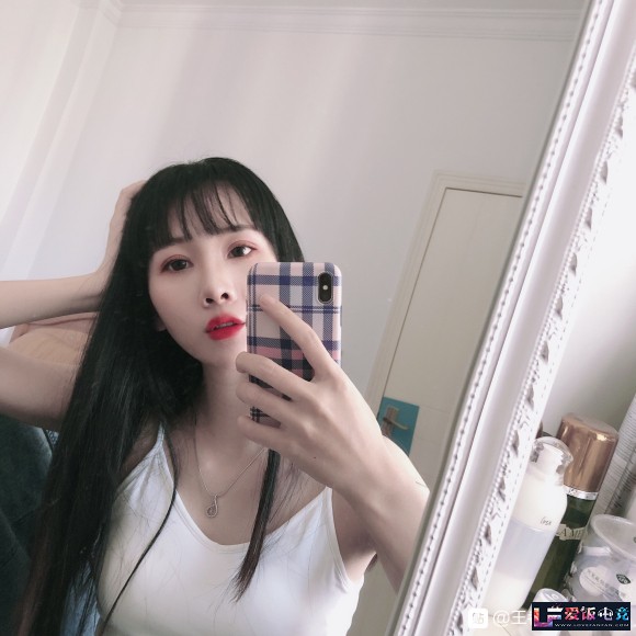 Nbowt45Qqo24TEi4.jpg