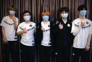 [iG赛后群访] Puff：第一次进入季后赛压力有点大