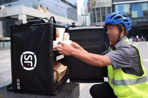 单挑美团 饿了么？顺丰进军外卖界开始送外卖！