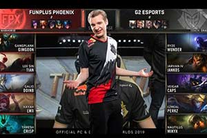 用生命整活！《LOL》G2战队：打野和教练互换位置！